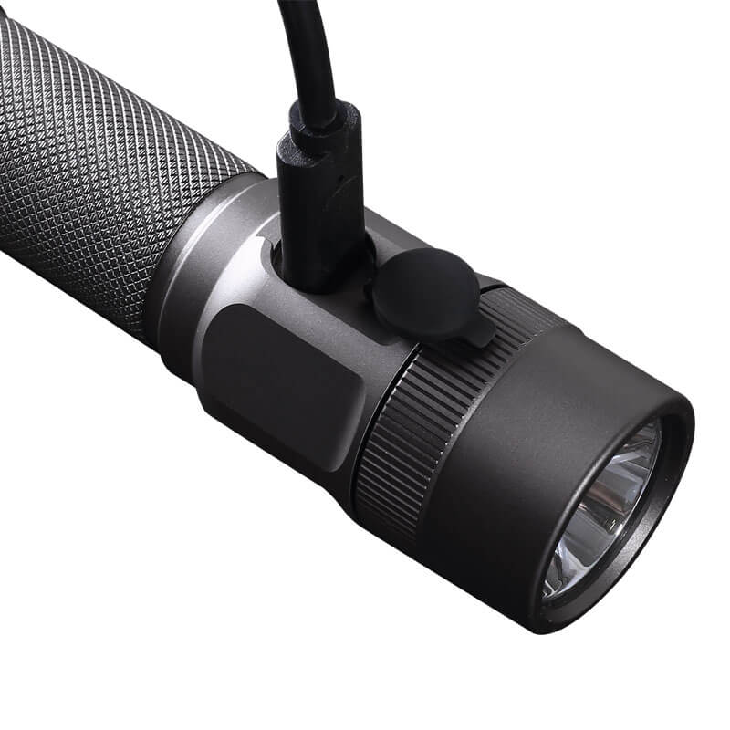 Jetbeam KO-03 EDC Flashlight 2 - Edc Carry Flashlight review and price
